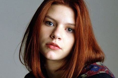 43 Times "My So-Called Life" Got So Insanely Real Jordan Catalano, Angela Chase, My So Called Life, Woman With Red Hair, Claire Danes, 90s Hairstyles, Hair Crush, Hollywood Star, Celebrity Hairstyles