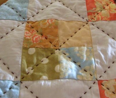 Hand Quilting-- I love to hand quilt and was impressed with these beautiful stitches Hand Quilting Designs, Sew Crafts, Hand Quilting Patterns, Quilt Big, Bead Inspiration, Creative Genius, Sewing Stitches, Memory Quilt, Quilt Stitching