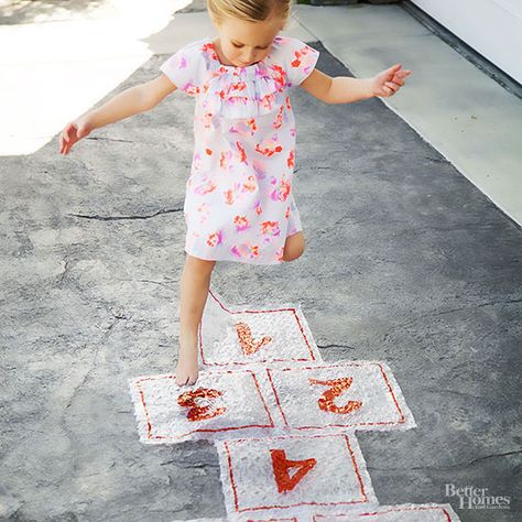 Ensure your child's outdoor birthday party is tons of fun with these easy to prepare outdoor games! From a DIY giant crossword puzzle to frisbee tic tac toe; these lawn games take little time, effort or money to put together. Fun Outdoor Games For Kids, Math Night, Backyard Birthday Parties, Fun Outdoor Games, Backyard Birthday, Outdoor Games For Kids, Fun Games For Kids, Birthday Party Games, Backyard Party