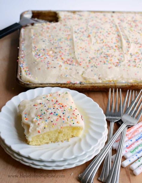 Quick and Easy Vanilla Sheet Cake Recipe - cheat a little with a box mix plus easy homemade icing and sprinkles for the win! Vanilla Sheet Cake, White Texas Sheet Cake, Basic Vanilla Cake Recipe, Vanilla Sheet Cakes, Easy Vanilla Cake, Easy Vanilla Cake Recipe, Texas Sheet, Easy Dessert Recipes Quick, Quick Cake