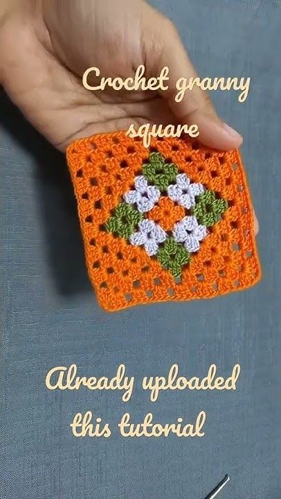 Grandma Square Crochet Pattern, Crochet Granny Square Shorts, Crochet Freeform Tutorial, Granny Square Shorts, Crochet Baby Shawl, Crochet Flower Granny Square Pattern, Sac Granny Square, Motifs Granny Square, Crochet Triangle Scarf