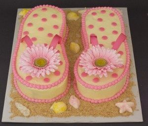 Love this flip flop cake presley-s-spa-makeover-birthday-party Flip Flop Cake, Flip Flop Cakes, Summer Cake, Fancy Cakes, Piece Of Cakes, Cakepops, Pretty Cakes, Creative Cakes, Cute Cakes