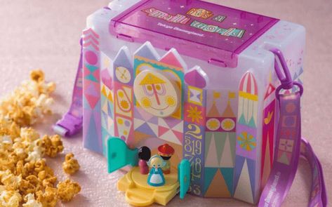 PHOTOS: New “it’s a small world” Popcorn Bucket Sailing into Tokyo Disneyland Disneyland Paris Attractions, Disney Popcorn Bucket, Popcorn Buckets, Disneyland World, It’s A Small World, Disney Tokyo, Disney Furniture, Tokyo Kawaii, It's A Small World