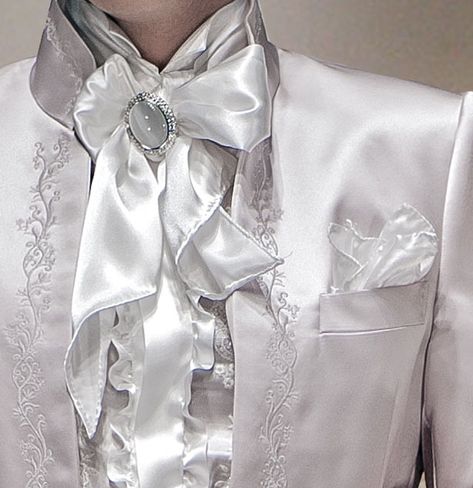 White Male Wedding Suit, White Prince Outfit Aesthetic, Prince Groom Suit, White Suit Aesthetic Men, White Goth Outfit Men, White Suit Male, Prince Outfits Aesthetic, Fantasy Prince Outfit, White Goth Outfit