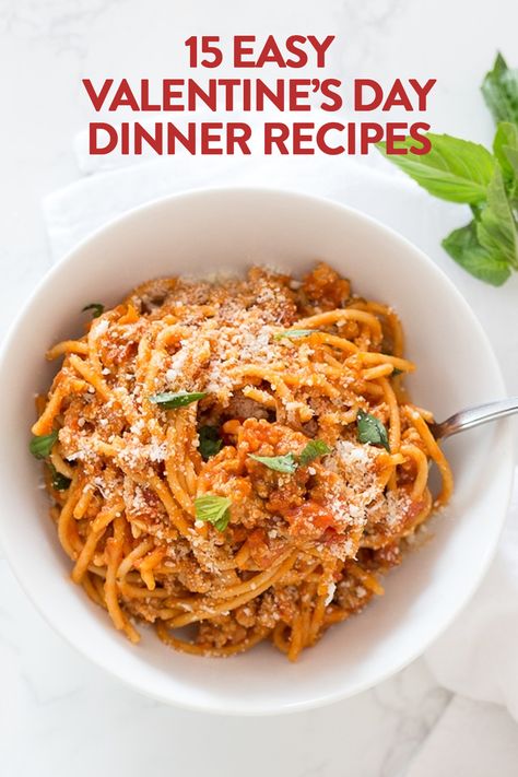 15 Valentine's Dinner Recipes Valentines Dinner Family Meals, Fun Valentines Dinner For Family, Easy Valentines Dinner Ideas Families, Valentines Day Dinner Ideas For Two, Valentine Dinner For Kids, Valentines Recipes Dinner, Easy Valentine Dinner, Easy Valentines Day Dinner, Valentines Day Dinner Ideas Families