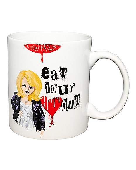 Tiffany Eat Your Heart Out Coffee Mug 20 oz. - Chucky - Spirithalloween.com Bride Of Chucky Halloween, Bride Of Chucky Costume, Eat You Out, Coke Drink, Movie Decor, Bride Of Chucky, Spencers Gifts, Thriller Movie, Eat Your Heart Out