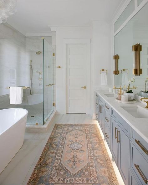 blue bathrooms design • Instagram Southern Bungalow, Megan Molten, Southern Charm Decor, Craftsman Modern, Full Bathroom Remodel, Jack And Jill Bathroom, Primary Bathroom, Beach House Ideas, Apartment Bathroom