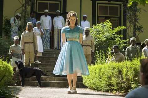 51 Best Costumes from The Crown - Best Fashion from The Crown The Crown Season 1, Crown Tv, Crown Netflix, The Crown Series, The Crown Season, Tv Clothes, Claire Foy, Costume Drama, Princesa Diana