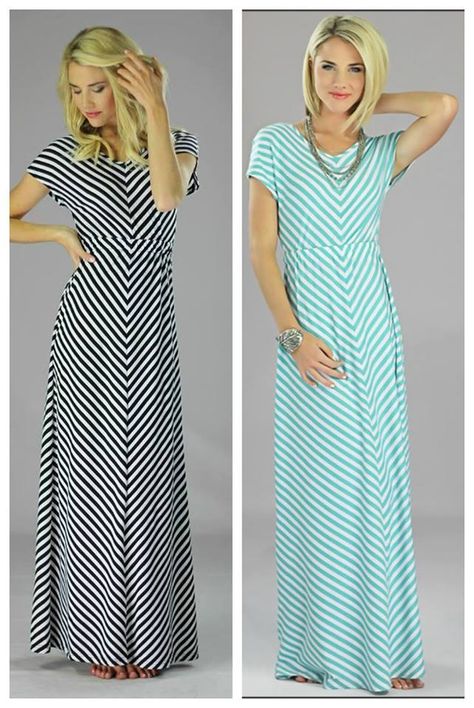 Beautiful chevron dresses Summer Dress Patterns, Feminine Fashion, Chevron Dress, Diagonal Stripes, Zig Zag Pattern, Link Up, Chevron Print, Book Sale, Dress Beautiful