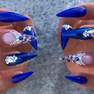 Nail Art Bleu, Quince Nails, Chrome Designs, Nail Art Idea, Royal Blue Nails, Usa Nails, Bling Ideas, Nails Stiletto, Blue Acrylic Nails