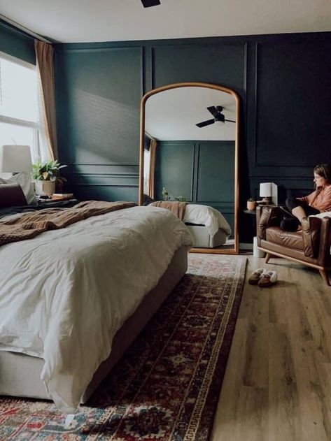 Dark Walks In Bedroom, Navy Dark Wood Bedroom, Moody Bedroom Design Ideas, Dark Accent Wall Bedroom Colors, White Bed Dark Walls, Bedroom Inspirations Dark Walls, Moody Bedroom Wood Bed, Dark Wood And Navy Bedroom, Moody Bedroom Dark Furniture