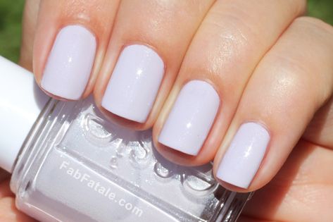 To Buy or Not To Buy - Essie Gel Nail Light, Light Purple Nails, Orange Nail Art, Lilac Nails, Manicure Colors, Purple Nail Polish, Lavender Nails, Pink Nail Polish, Hair Skin Nails