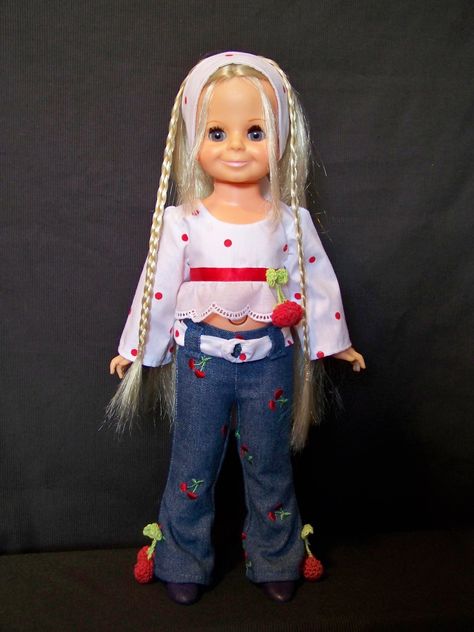 Velvet Dolls, Crissy Doll, 1960s Toys, Good For Me, Skipper Doll, Ideal Toys, Doll Fashion, Vintage Doll, Clothes Ideas