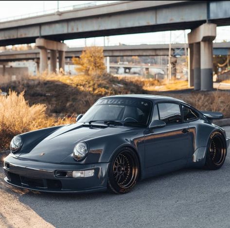 Porsche 964 Rwb, Akira Nakai, Rauh Welt, Porsche 964, Porsche Models, Vintage Porsche, Fancy Cars, Classy Cars, Classic Porsche