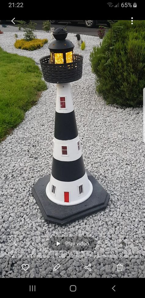 Traffic Cone Lighthouse, Painted Traffic Cones Ideas Cute, Decorating Traffic Cones, Traffic Come Paintings Ideas, Traffic Cone Room Decor, Painting Ideas On Traffic Cones, Cute Painted Traffic Cones, Wierd Decor, Traffic Cone Decoration Ideas