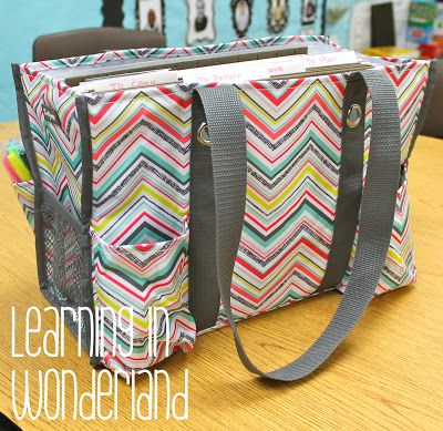 Organization Ideas- paper organizer inside your 31 bag for home-to-school organization School Organization Tips, Nursing School Organization, 31 Bag, Teaching Organization, Paper Organizer, 31 Bags, Class Organization, Organization And Management, Teacher Bags