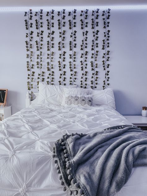 Teenage Bedroom Decorations, Cute Room Decor Ideas, White Bedspread, Cute Room, Teen Girl Room Decor, Aesthetic Decor, Teen Room Decor, Cute Bedroom Decor, Redecorate Bedroom