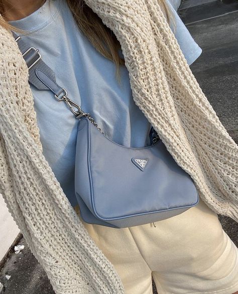 Blue Prada Bag Outfit, Prada Nylon Outfit, Light Blue Purse Outfit, Light Blue Bag Outfit, Prada Re Edition 2000 Bag, Blue Purse Outfit, Blue Bag Outfit, Prada Bag Outfit, Prada Outfits