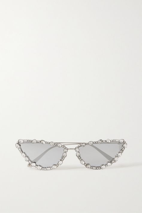 Dior's 'MissDior' sunglasses are embellished with sparkling Swarovski crystals that catch the light from every angle. They’re made from lightweight silver-tone metal with elegant cat-eye frames. Store yours in the protective case between uses. Silver Eye Glasses, Elegant Sunglasses Classy, Dior Jewellery, Rhinestone Glasses, Dior Frames, Swarovski Sunglasses, Dior Eyewear, Elegant Cat, Luxury Glasses