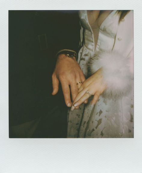 A carousel of photos shows four polaroid photos. The first photo is a close up on the bride and groom's hands showing their wedding bands. The second photo shows a photos of the bride and groom posing. The third photo shows the groom writing a letter. The fourth photo shows the bride and groom sitting at a booth kissing at a bar. Polaroid Picture Ideas, Picture Ideas Wedding, Curry Photography, Wedding Polaroid, Wedding Photography List, Wedding Picture Ideas, Courthouse Wedding Photos, Polaroid Wedding, Polaroid Picture