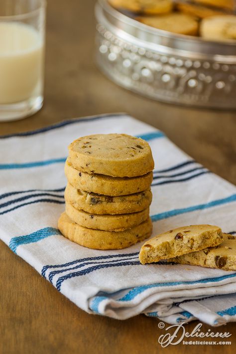 Pistachio and Cardamom Cookies recipe | deliciouseveryday.com Cardamom Cookies Recipe, Cardamom Recipe, Cardamom Cookies, Plant Based Meal, Springerle Cookies, Christmas Cookbook, Cookie Recipes Unique, Unique Cookies, Cookie Calories