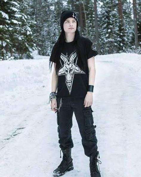 Goth Outfits Men, Emo Boy Outfits, Goth Male, Metalhead Fashion, Metalhead Guy, Metal Outfit, Goth Fits, Punk Boy, Metal Boy