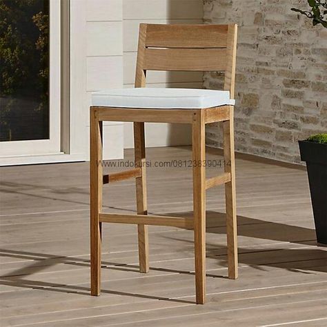 Kitchen Island Barstools, Bar Chairs Diy, Island Barstools, Cushions For Dining Chairs, Bar Stools Counter Height, Outdoor Sectionals, Diy Stool, Terrace Furniture, Wood Chair Design