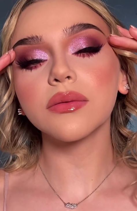 Hot Pink Dress Makeup, Makeup Rosado, Social Glam Makeup, Make Up Rosa, Pink Glam Makeup, Makeup Rosa, Hot Pink Makeup, Exotic Makeup, Purple Makeup Looks