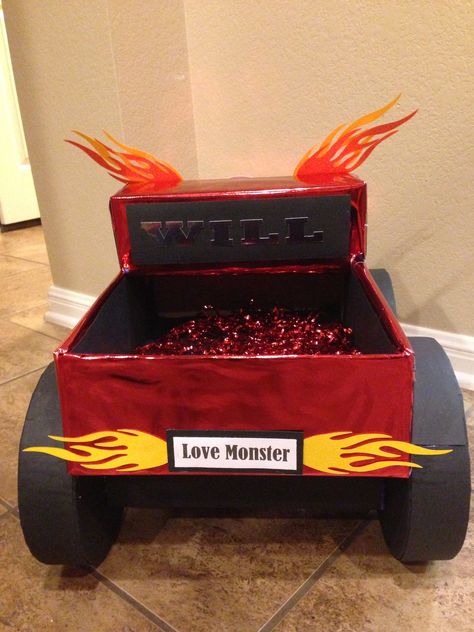 Back view of "Love monster" monster truck Valentine's box Valentines Box Monster Truck, Car Valentines Boxes, Valentine’s Day Boxes For Kids Boys, Monster Truck Valentines Boxes Boys, Car Valentine Box Ideas, Truck Valentines Boxes, Monster Truck Valentine Box, Monster Truck Valentines, Diy Monster Truck