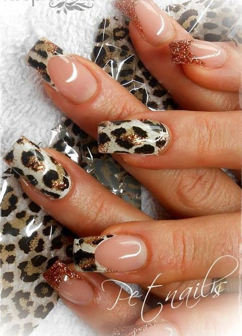 13 Cheetah Nail art Cheetah Nail Art, Cheetah Nail Designs, Nail Magic, Unghie Sfumate, Cheetah Nails, Leopard Print Nails, French Nail Designs, Leopard Nails, Animal Nails