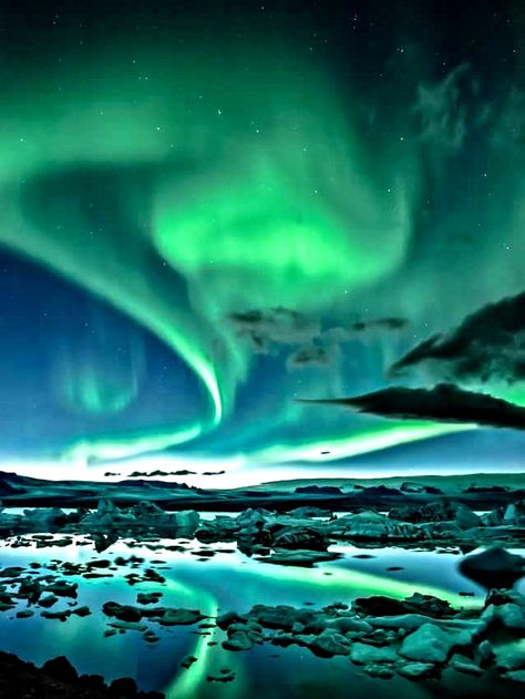 Beautiful sky above Iceland. Northern Iceland, Iceland Aurora, Aurora Lights, Lagoon Iceland, Aurora Borealis Northern Lights, Inspiration Photography, The Aurora, Iceland Travel, Reykjavik