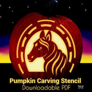 The pumpkin carving template is the bust of an elegant horse with a symmetrical horseshoe frame around her. Horse Jack O Lantern Ideas, Pumpkin Carving Ideas Western, Pumpkin Carving Horse, Horse Pumpkin Carving, Pumpkin Carving Stencils Templates, Pumpkin Carving Template, Pumpkin Carving Stencil, Lantern Template, Pumpkin Carving Stencils