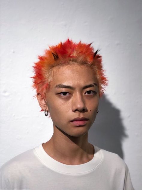 Unique Man Hairstyle, Shaved Punk Hairstyles, Men Hair Reference, Punk Hair Short, Shaved Hair Styles, Red Hair Man, Punk Hair Men, Buzzcut Hairstyles, Pelo Editorial