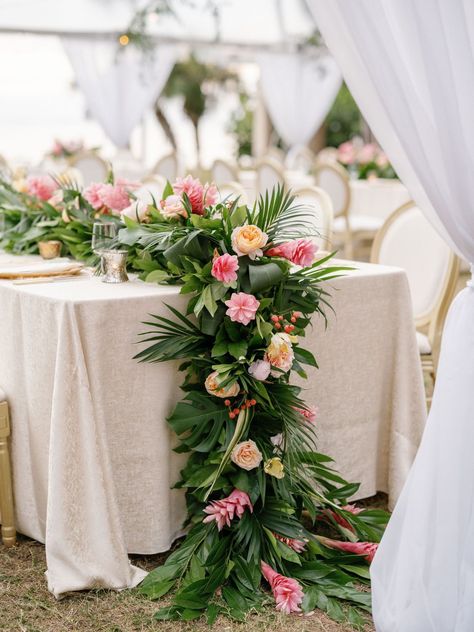 Hawaii Party Aesthetic, Hawaiian Buffet, Hawaiin Wedding, Tropical Wedding Arch, Tropical Table Runners, Tropical Wedding Centerpieces, 2026 Wedding, Aruba Wedding, Garland Table Runner