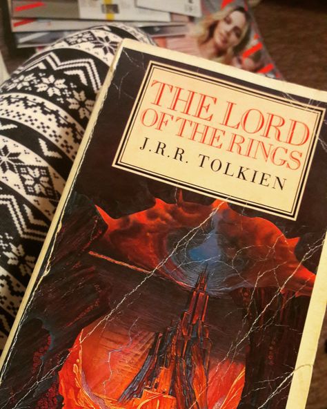 Lord Of The Rings Book, Ring Book, The Fellowship Of The Ring, Fellowship Of The Ring, Gave Up, The Lord Of The Rings, Fantasy Novels, Book Summaries, The Rings