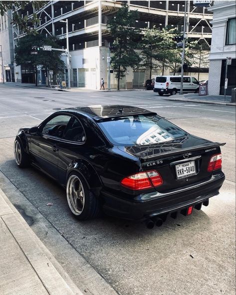 Clk 55 Amg, Mercedes Clk Amg, Mercedes Clk 320, Clk W208, C55 Amg, Mercedes Classic, Cars Aesthetic, Mercedes Clk, Cool Car Pictures