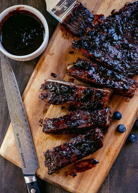 Babyback Ribs Recipe, Blueberry Balsamic, Tender Ribs, Barbecue Sauce Recipes, Barbecue Ribs, Back Ribs, Baby Back Ribs, Blueberry Recipes, Dinner Appetizers