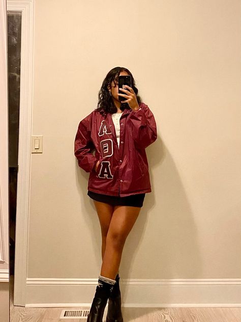 A women takes a mirror selfie in her crossing letter jacket. Probate Outfits Greek, Line Jacket Outfit Sorority, Probate Outfit Greek, Probate Outfits, Sorority Jackets, Lambda Theta Alpha Latin Sorority, Lambda Theta Alpha, Jacket Ideas, Dorm Room Designs