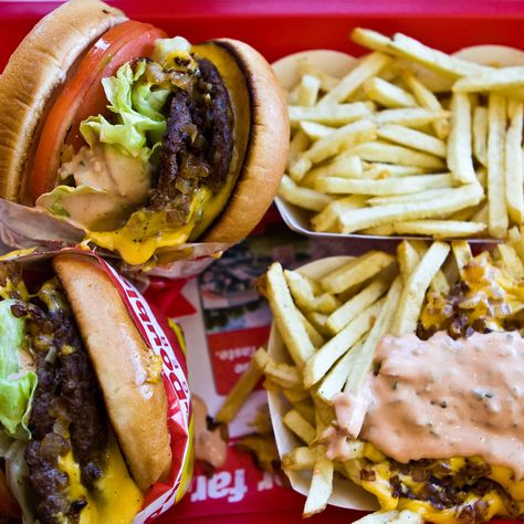 The Pinterest 100: Food & drink.  Secret menus at your favorite fast food joints. Keto Fast Food, Secret Menu Items, Fast Foods, In-n-out Burger, In N Out, Burger And Fries, Five Guys, Secret Menu, Chapati