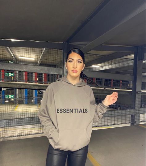 Essential hoodie carpark settings casual fit Essential Hoodie Outfit, Essential Hoodie, Hoodie Outfit, Hijab Tutorial, Casual Fit, Fashion Mode, Casual Fits, Fitness Inspo, Graphic Sweatshirt