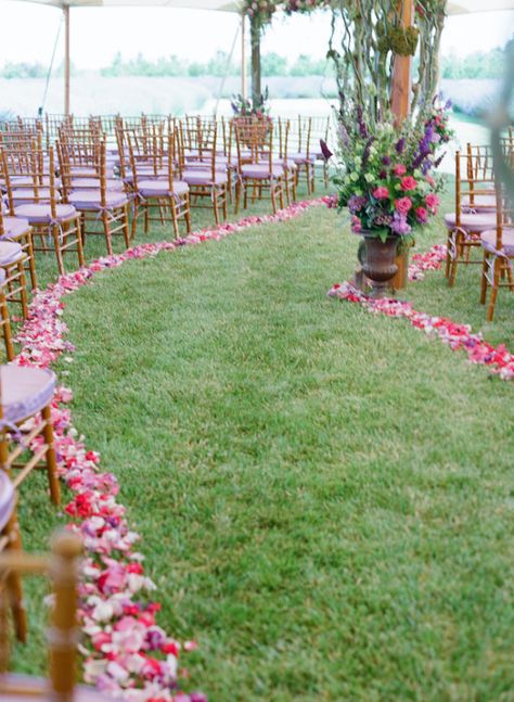 flower petal lined wedding aisle Meandering Wedding Aisle, Aisleway Flowers, Petal Lined Wedding Aisle, Wedding Outdoor Aisle, Wedding Aisle Design, Outdoor Wedding Aisle, Purple Wedding Ceremony, Pink And Purple Wedding, Luxury Farm