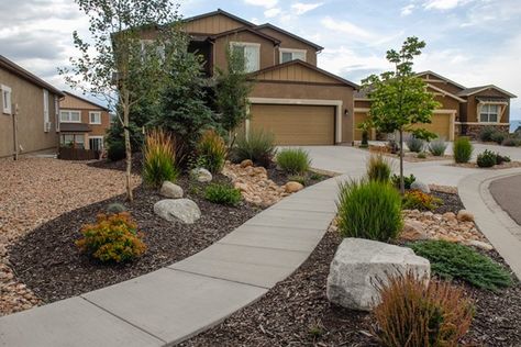 Colorado Springs Utilities Xeriscaping - Mountain Motif Xeriscape Xeriscape Colorado, Zero Scape, Colorado Landscaping, Easy Garden Ideas Landscaping, Xeriscape Ideas, Xeriscape Front Yard, Xeriscape Landscaping, Landscape Front Yard, Drought Tolerant Perennials