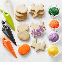 Diy Cookie Decorating Kit, Diy Cookie Decorating, Kit Williams, Recetas Halloween, Cookie Decorating Kit, Cookie Decorating Kits, Halloween Cookies Decorated, Cookie House, Baking Kit