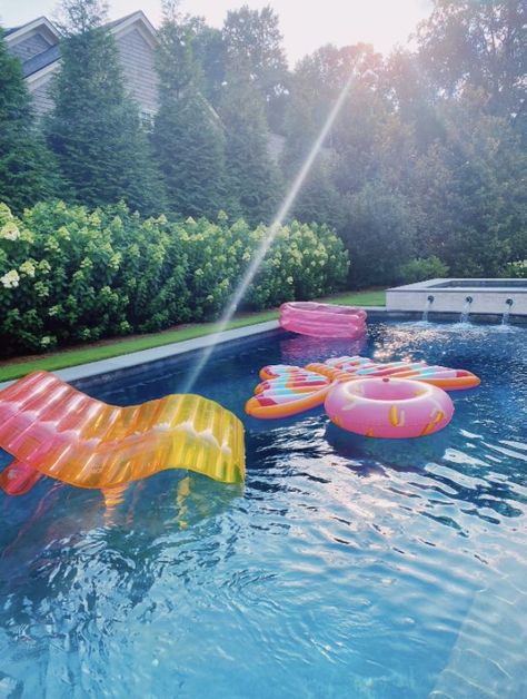 Glow Stick Pool Party, Glow Stick Pool, Glow Sticks In Pool, Pool Party Aesthetic, Patio Yard Ideas, Cute Pool Floats, Tropical Core, Vintage Pool, Bright Aesthetic