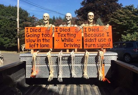 We Decorated The Truck For Halloween Halloween In New York, Creative Halloween Decorations, No Competition, Truck Decor, What Is Halloween, Halloween Memes, Halloween Witch Decorations, Homemade Halloween Decorations, Halloween Cans