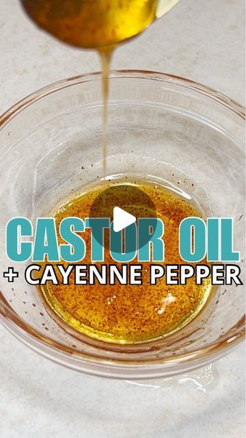 Queen of the Thrones® on Instagram: "CASTOR OIL AND CAYENNE PEPPER?! ⤵️  🌟 SAVE & SHARE this reel! 🌟  Have you seen the trend of using Castor Oil mixed with cayenne pepper?! 🌶️  Both of these natural ingredients offer potential advantages for your skin. 🤩  💛 Castor Oil is known for its hydrating properties which may help nourish and soften the skin!  🌶️ Cayenne pepper is believed to support circulation, which may contribute to a healthy glow to the skin!  HOW TO USE 👇  ✨ Pour about 2-3 tablespoons of Castor Oil into a bowl.  ✨ Add just a pinch of cayenne pepper— a little goes a long way!  ✨ Mix until you get a smooth, even blend.  ✨ Gently apply to targeted areas and rinse off after 10-15 minutes. Avoid sensitive areas!  ✨ Rinse with warm water and pat dry  Follow up with using Cast Castor Oil Pack Benefits, Cayenne Pepper Recipes, Castor Oil For Acne, Cayenne Pepper Benefits, Using Castor Oil, Castor Oil Uses, Jamaican Castor Oil, Castor Oil Packs, Skin Wrinkles