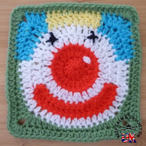 https://keepcalmandcrochetonuk.files.wordpress.com Crochet Organizer, Crochet Blocks, Crochet Design Pattern, Haken Baby, Crochet Tutorials, Crochet Square Patterns, Fun Crochet Projects, Granny Squares Pattern, Granny Square Crochet Pattern