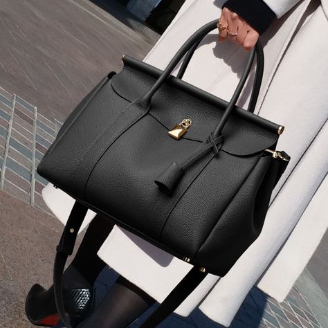 Indulge in luxury with our Loro Piana Loom L32 Inspired Leather Bag Black edition #trendiesty #trendiesty #fashionista #fashioninspo #luxuryhandbag #leatherlovers #musthavebag #loropianabalebag Leather Suitcase, Shoe Boot Sandals, Loro Piana, Black Handbags, Haiti, Packing List, Ghana, Dress Accessories, Laptop Bag