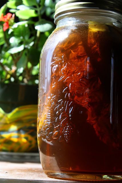 What's Cooking in your World?: Day 125! Nicaragua - Vinagre de Piña (Pineapple Vinegar) Up Next, Niger Pineapple Vinegar, Honduras Food, Nicaraguan Food, Infused Vinegars, Carribean Food, Homemade Wine, Juicing For Health, Flavored Oils, Fruit Infused