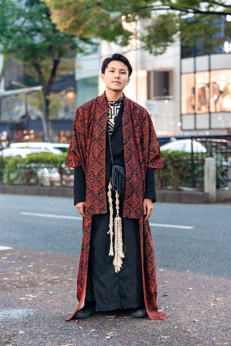 Kimono Street Style, Tokyo Fashion Week Street Styles, Kimono Ideas, Japanese Fashion Trends, Moda Kimono, Tokyo Fashion Week, Neo Tokyo, Fashion Week Spring 2020, Tokyo Street Style